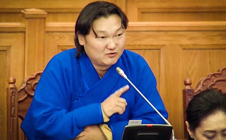 Ж.Эрдэнэбатын засгийн газрыг огцруулах хуралдаан