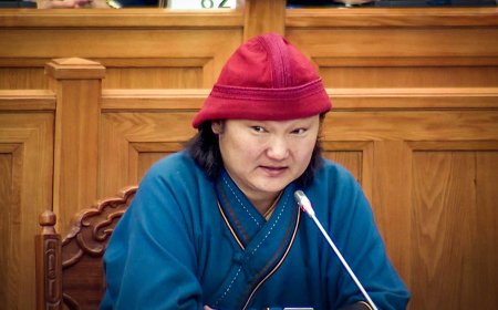 Одоо цөөхөн хэдхэн хулгайч иддэг тогтолцоо дууссан, дуусах цаг болсон