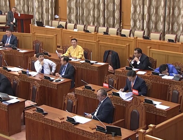 Ахмадуудын тэтгэврийн зээлийг хөнгөлөх асуудлаар